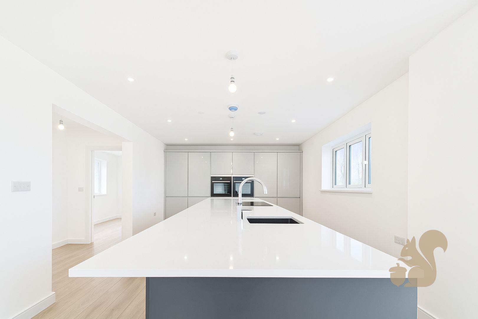 Stows Hill - Kitchen Side On.jpg